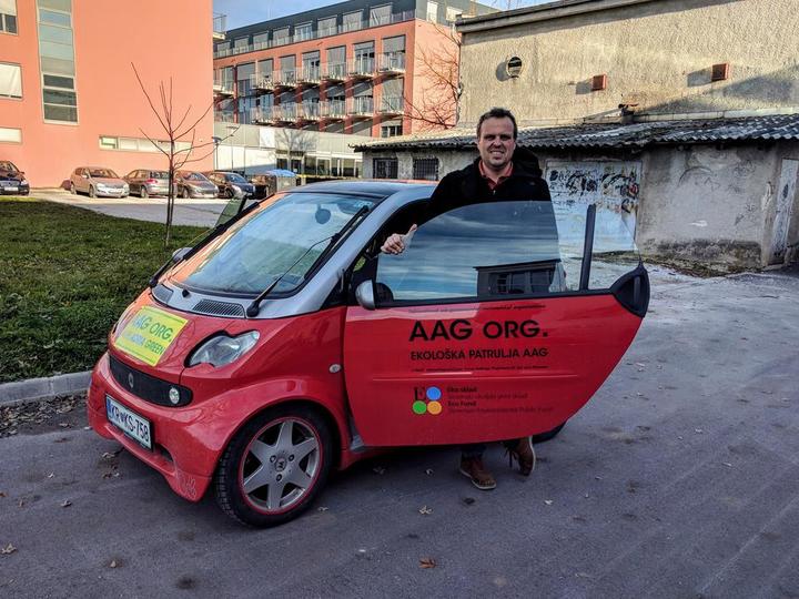 Tony-Mlakar-Alpe-Adria-Green-elektricni-avto-smart-Metron-5c104175a6867-5c104175a9e80.jpg