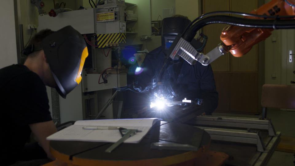 Novi model izobraževanja na področju varilstva 