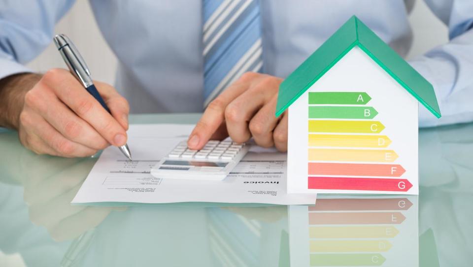 Energetska obnova javnih stavb bo vredna 415 milijonov evrov; komu se...