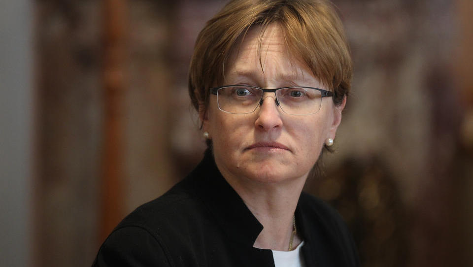 Mateja Vraničar Erman: davčni birič z voljo pitbula